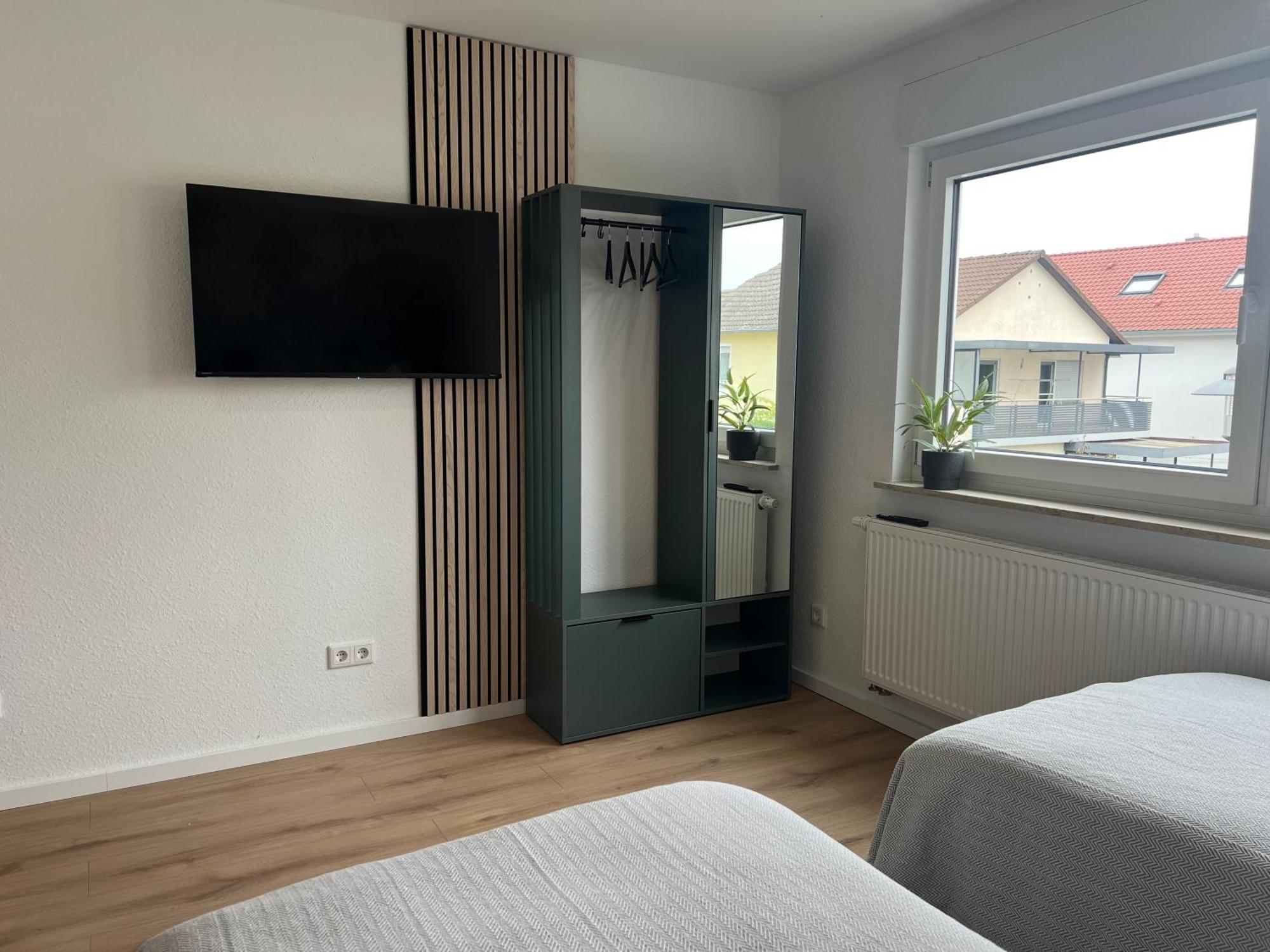 Casa La - Lampertheim Apartment ภายนอก รูปภาพ