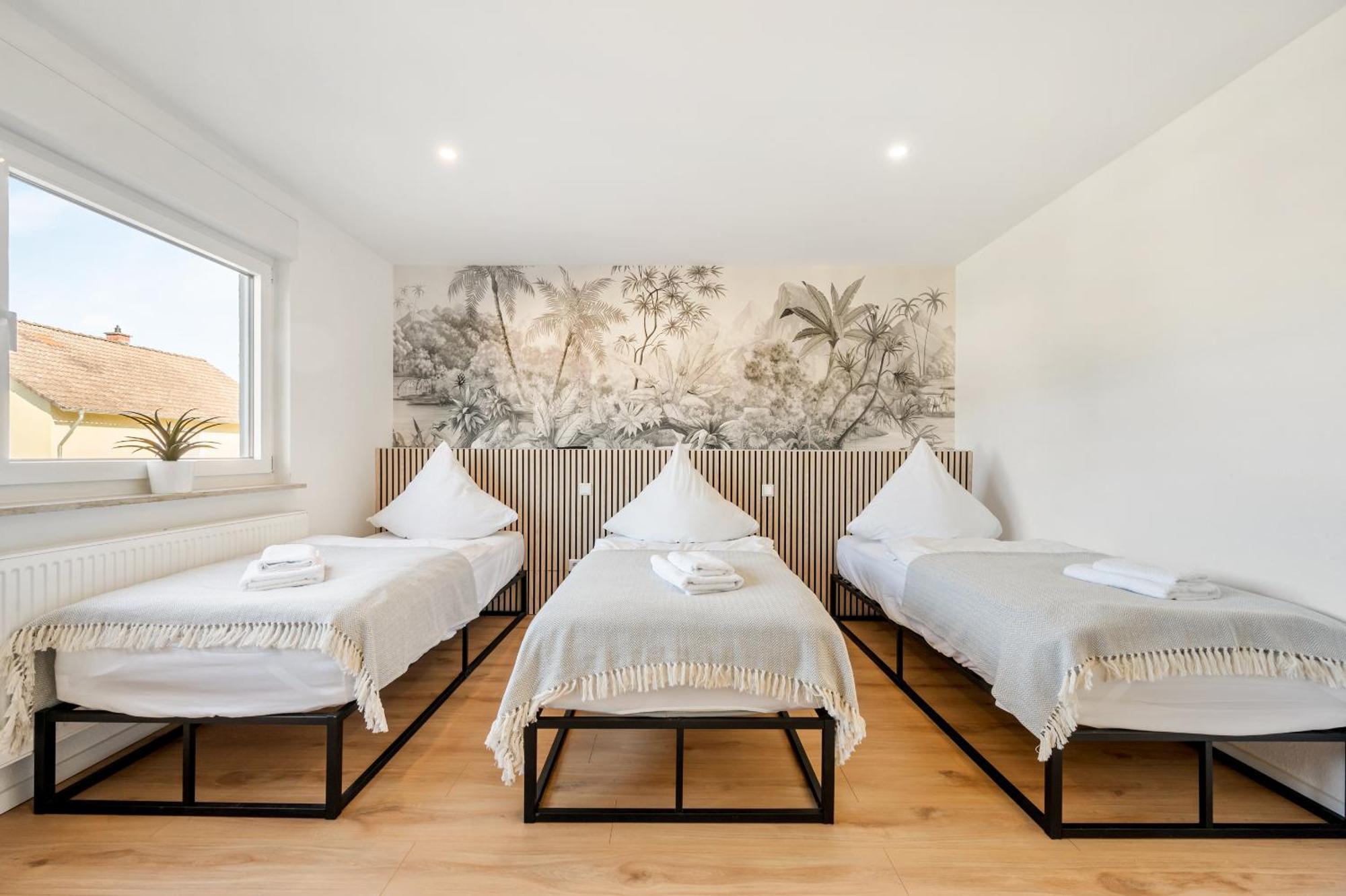 Casa La - Lampertheim Apartment ภายนอก รูปภาพ